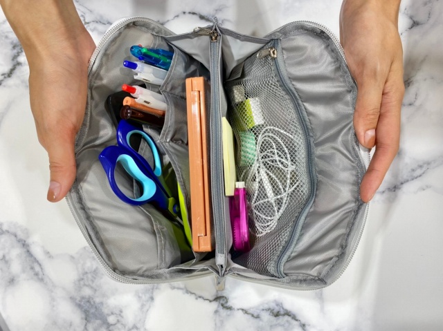 サクラクレパスの文具たち じゃばらポーチ