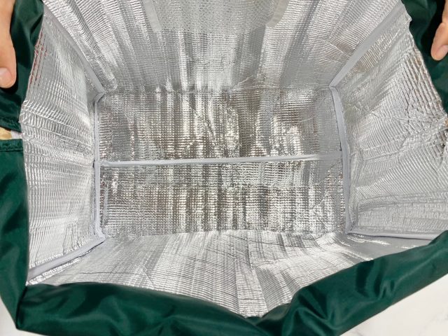 ナショナル麻布ショッピングバッグの内側