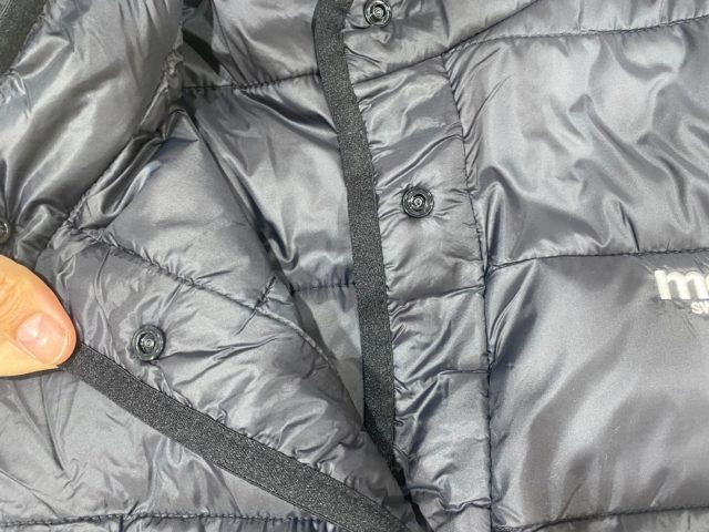moz･ダウンジャケットのボタン