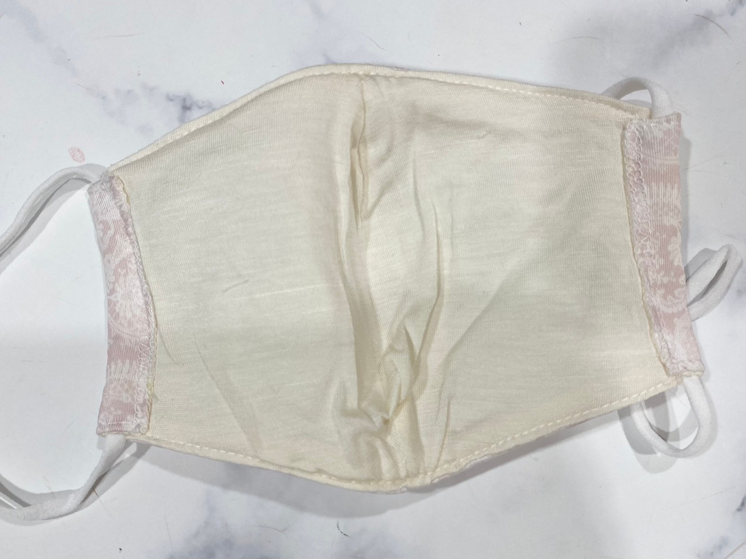 潤い美人マスク2枚の裏地画像