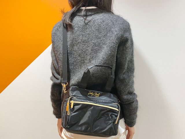 ショルダー後ろ