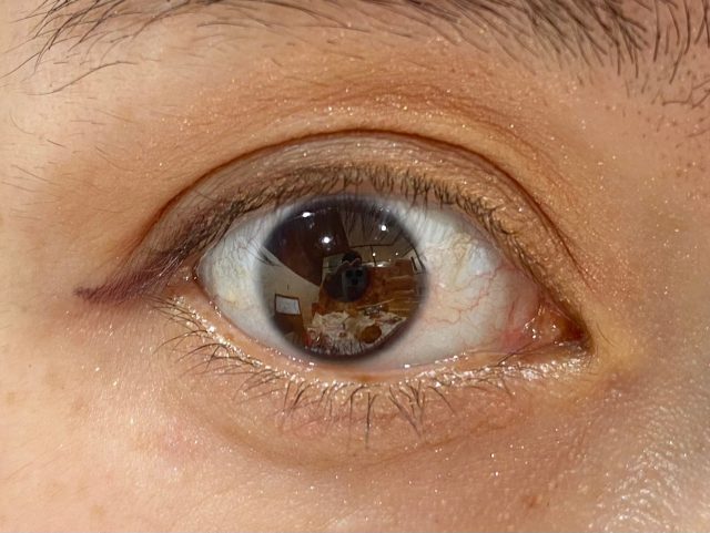 アイメイク正面