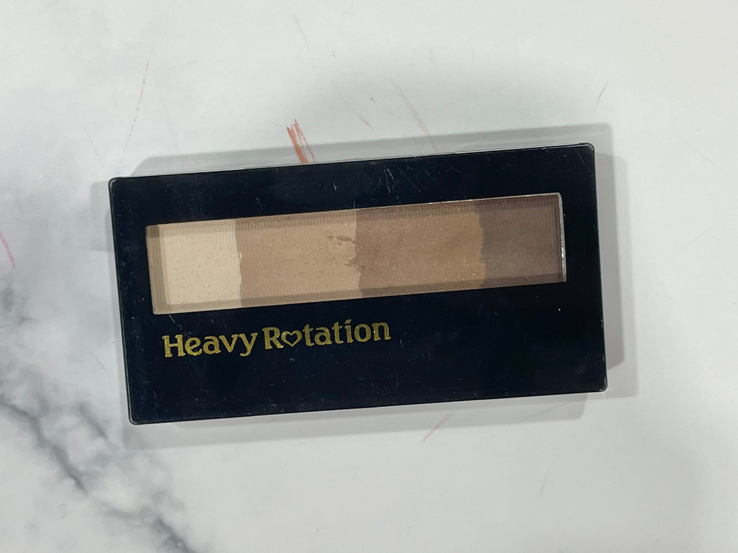 アイブロウパレット