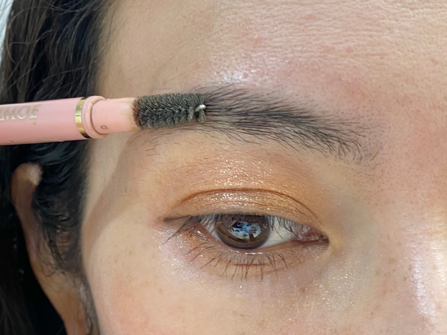 コームでとかす