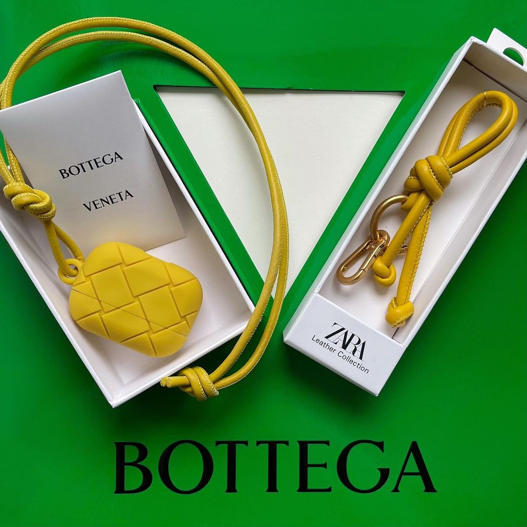 レザーノットキーリングのイエローの画像