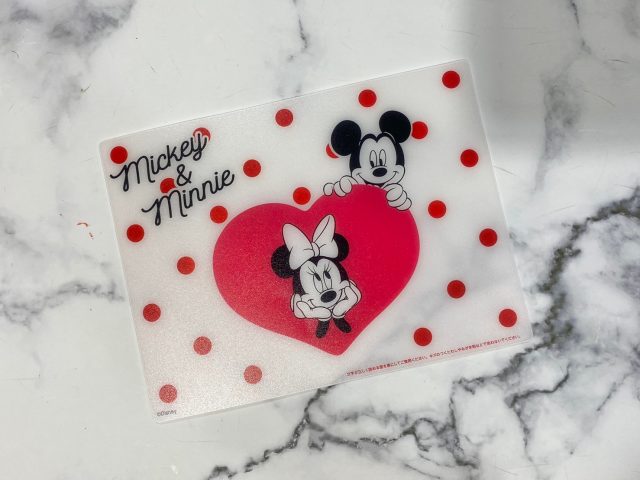 カッティングボード