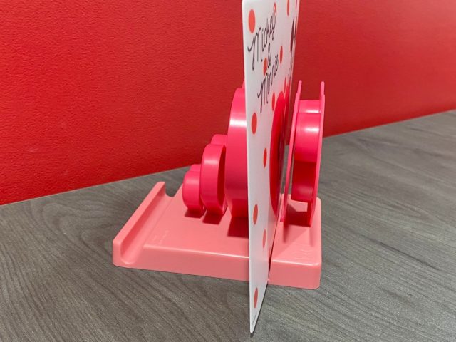 スマホスタンドにツール収納