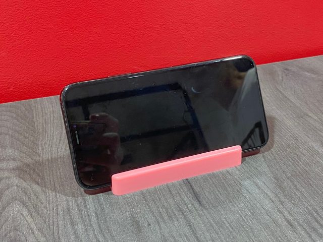 スマホスタンド