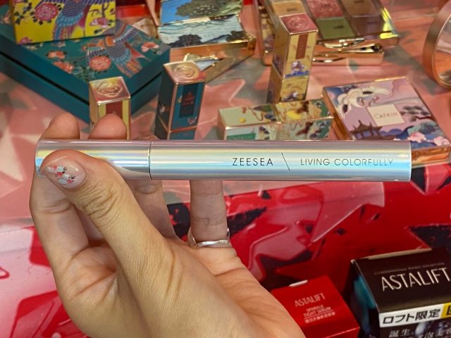ZEESEA「ダイヤモンドシリーズ　カラーマスカラ」