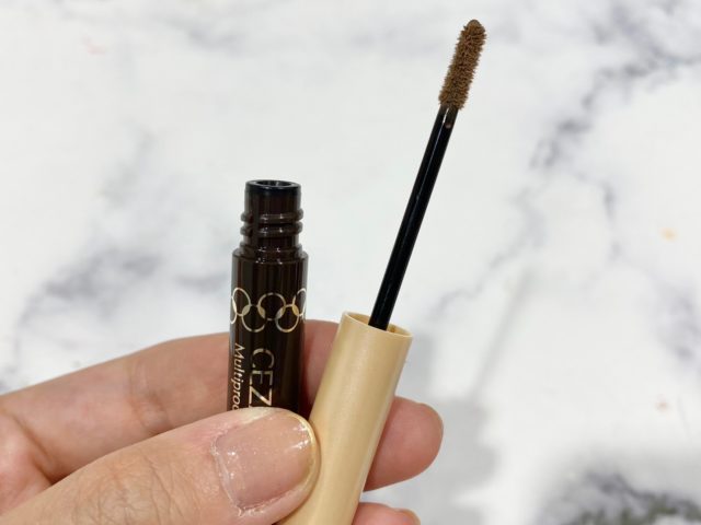 マルチプルーフアイブロウ中身