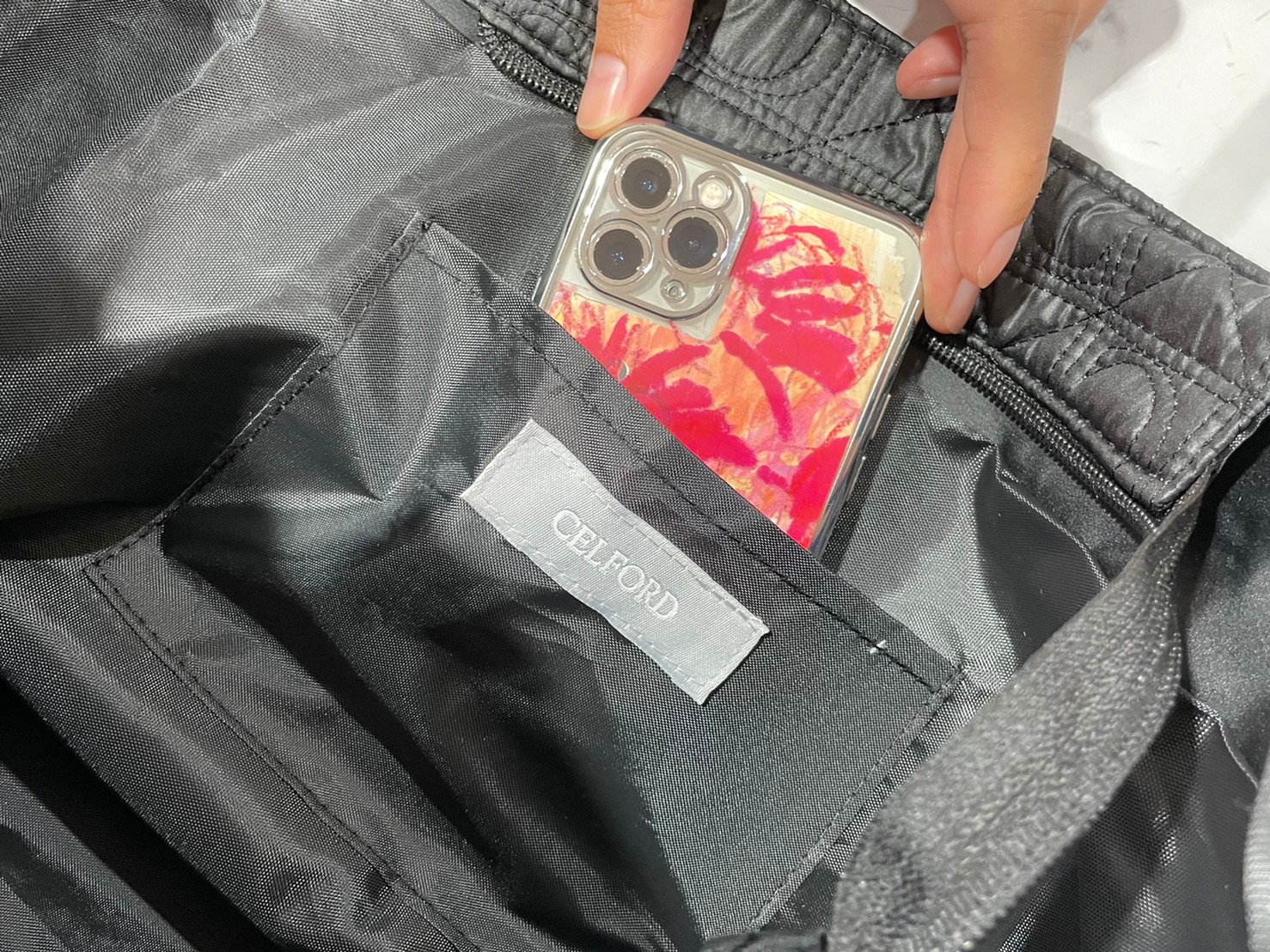 2WAY キルティングバッグ内ポケットの画像