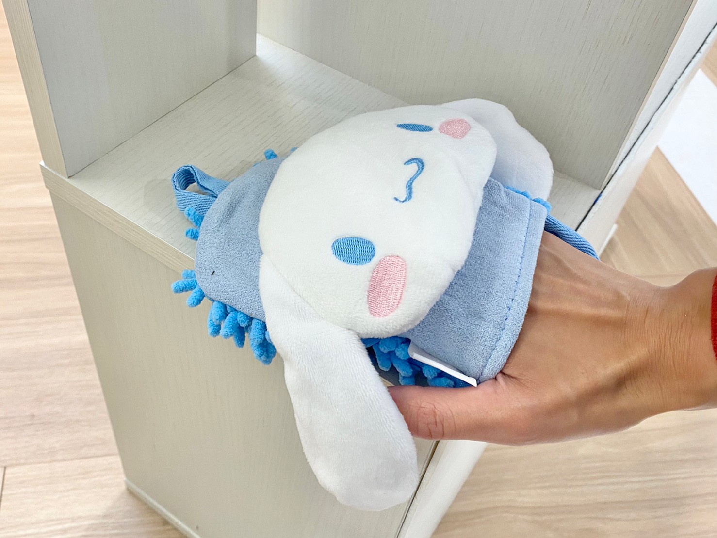 ハンディモップを使う画像