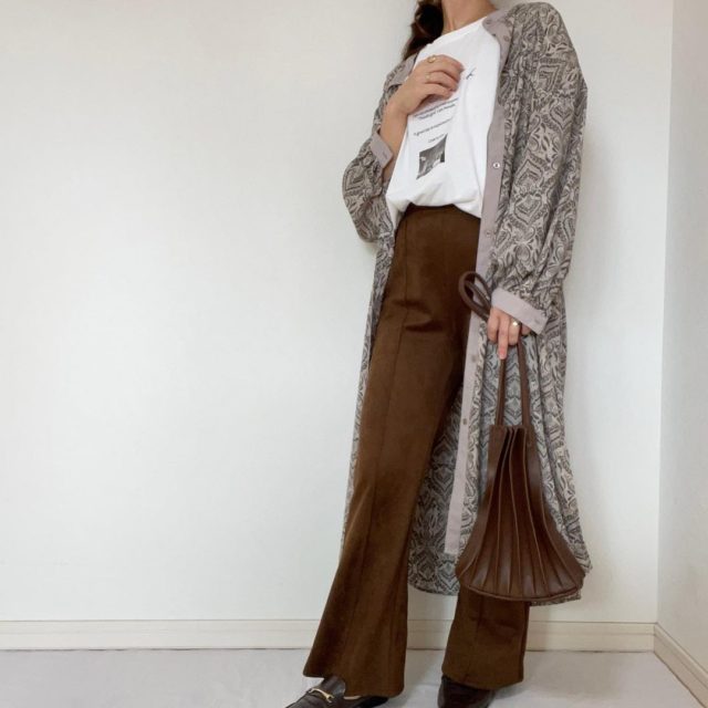 しまむらセンターシームパンツ