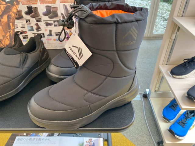 ワークマン防寒ブーツ ケベック