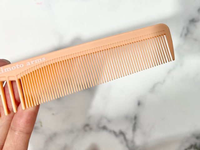 コームの歯の細かい部分
