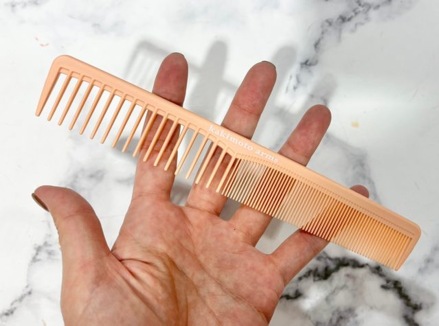 細さの異なるコーム