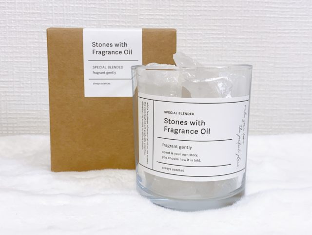 ガラスケースのアロマと箱