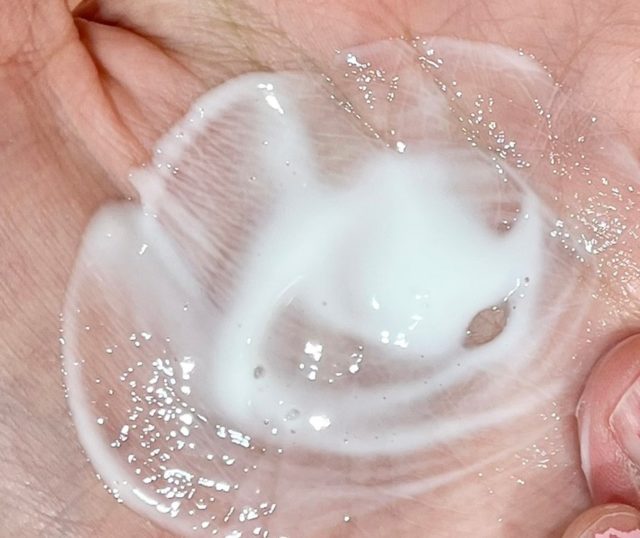 ジェルがスッと伸びてくれる