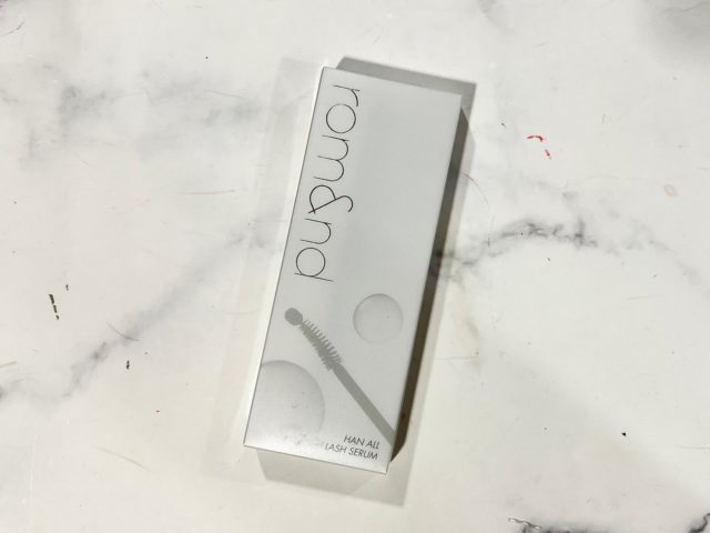 ロムアンドハンオールラッシュセラムのパッケージの画像