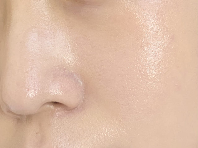 オイルブロックパウダーを使う前の肌