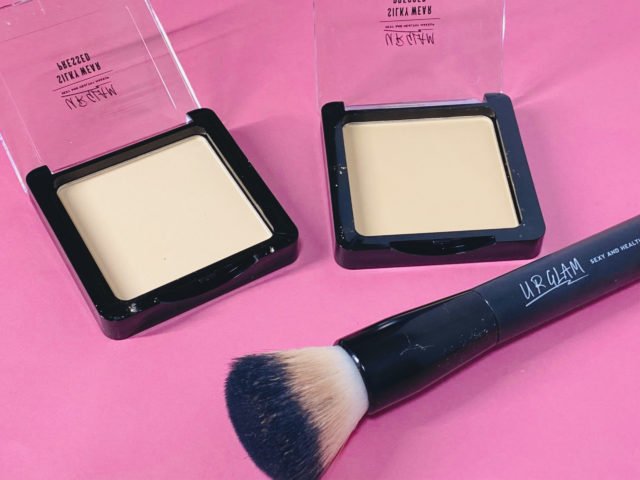 シルキーウェア プレストパウダーとダイソー UR GLAMのブラシ