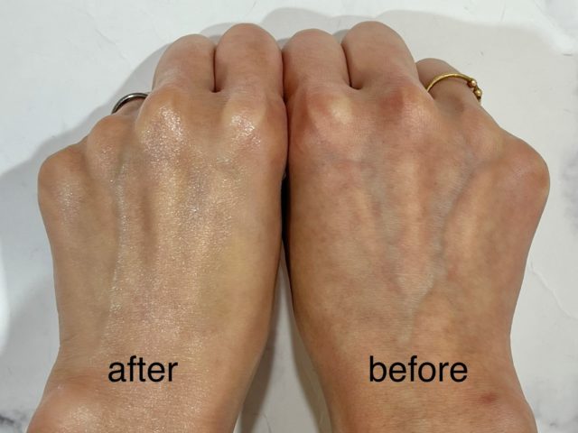 ソララ薬用リンクルホワイトUVデイミルクを塗った手の甲と塗っていない手の甲の比較