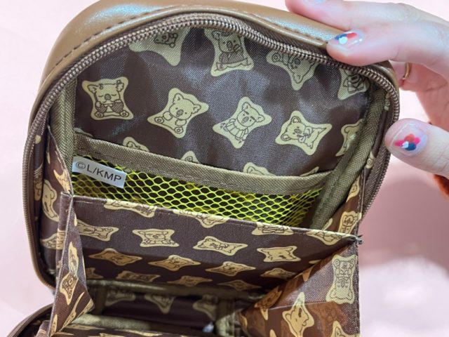 コアラポーチチョコレート中メッシュポケット側