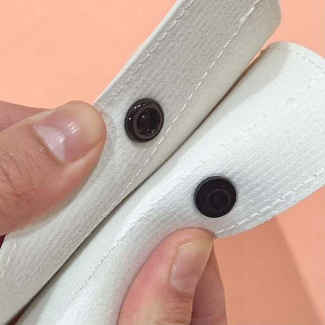 ティッシュケース大ボタン