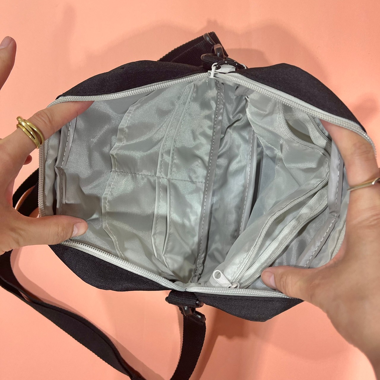 SHOULDER WALLET BAGの内側画像