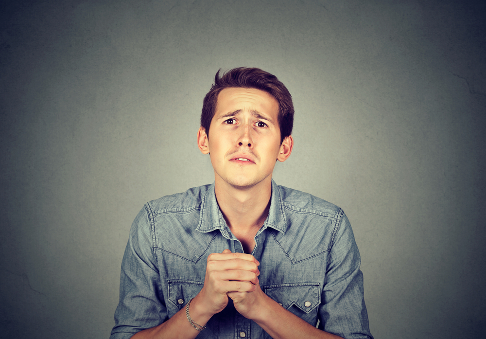 信じて！と何度もいう男