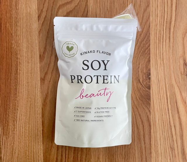 SOY PROTEIN beautyの物撮り