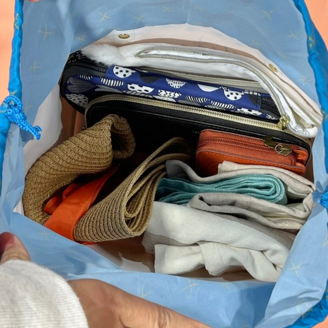 MEISSEN マルチ収納バッグに荷物を入れたところ