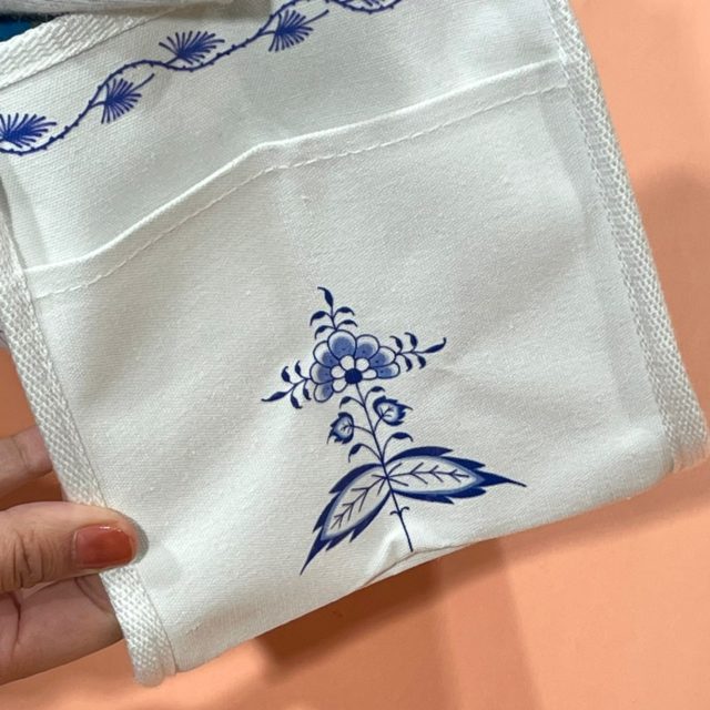 MEISSEN マルチ収納バッグ･サイドポケットの花柄