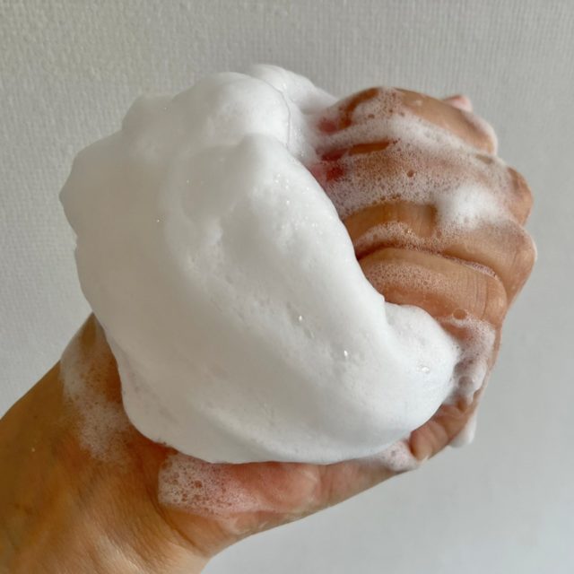 ドクターシーラボウォッシングフォームでしっかり濃密泡洗顔