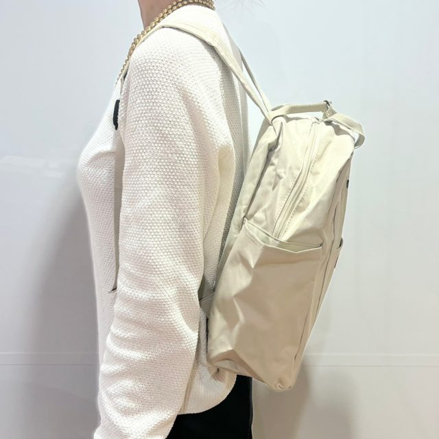 ベージュ使用横から