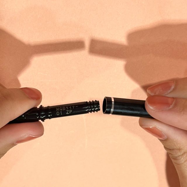 ブロウ ライナー カートリッジ＜眉墨＞の写真