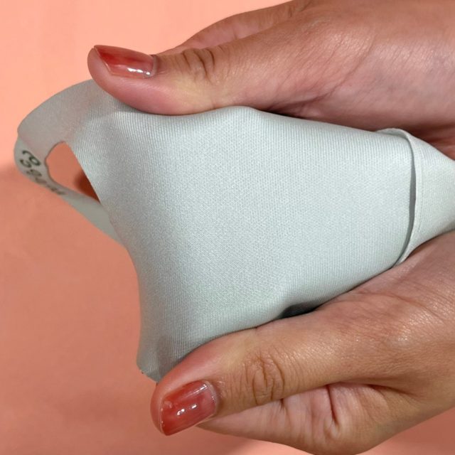 ポロロッカ コントロールカラーマスクの写真