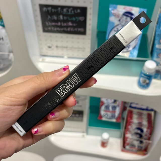 メイベリン ブロウインク カラーティントデュオの写真