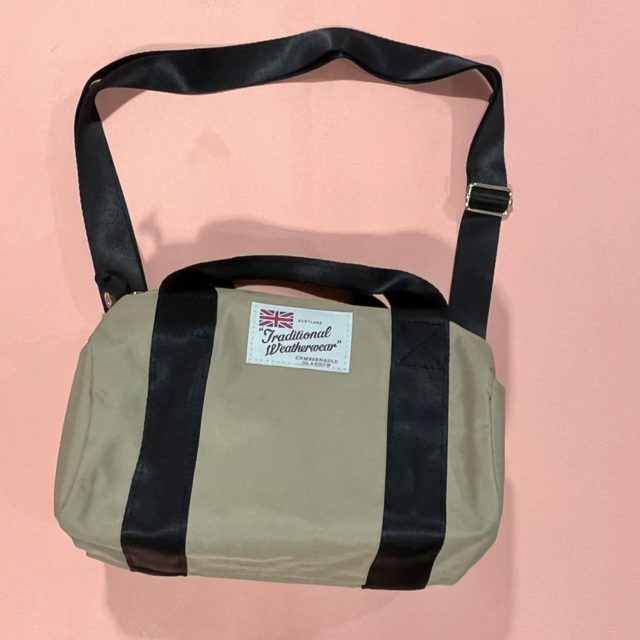 付録のミニボストンの物撮り