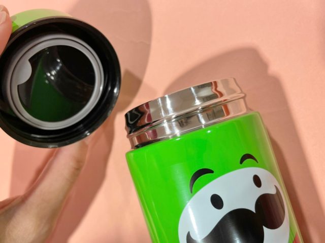 プリングルズ水筒蓋を外したところ
