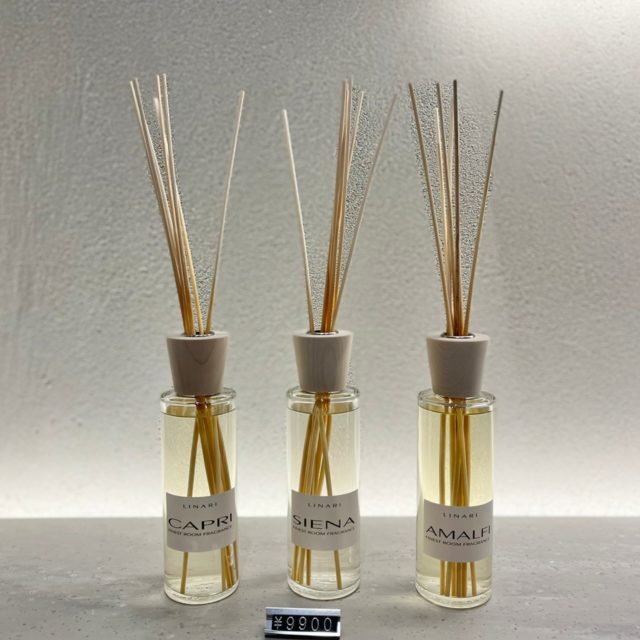 カプリ・シエナ・アマルフィのルームディフューザーの物撮り