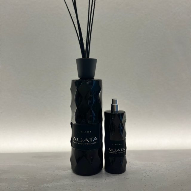 アガタルームディフューザーの物撮り