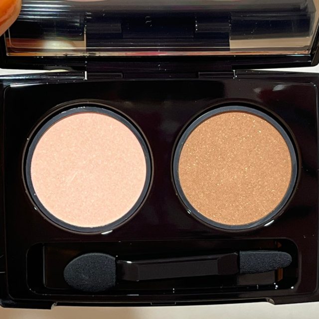 ビオモイスチュアシャドーを拡大した画像