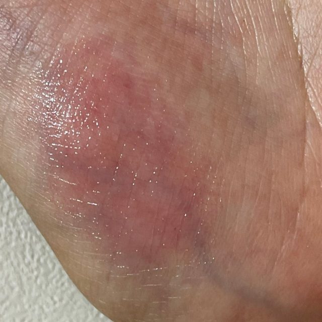 ＋血色感でレディな唇に！BG（ベリーショコラ）