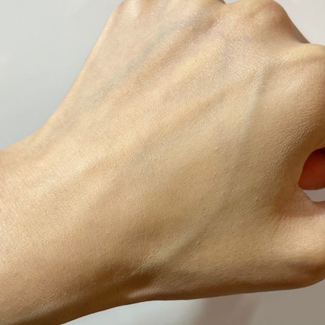 アンリミテッドヌード mopo ファンデーションの写真