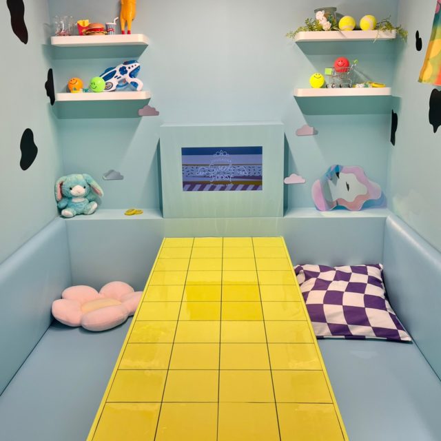 プライベートスペースのブルーレモネードルーム