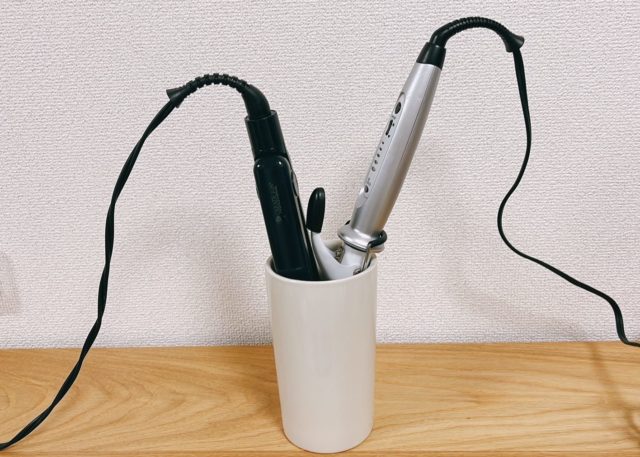 無印良品キッチンツールスタンドとアイロン