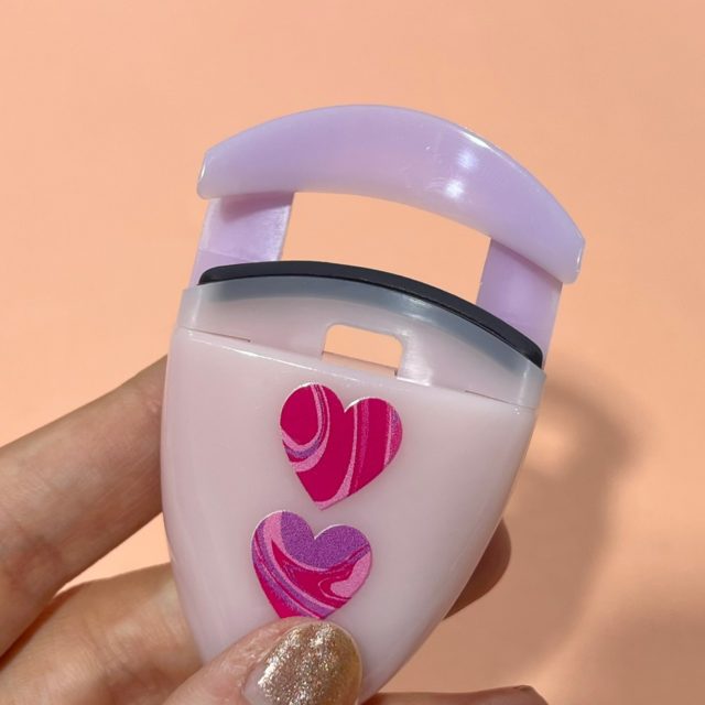 扇状のパノラマまつ毛に整えるレギュラー