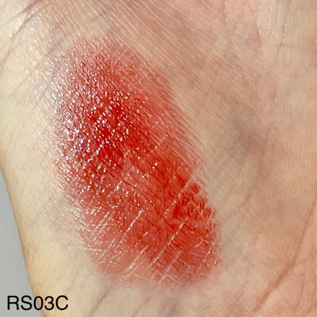 PEARL PRECIOUS AURA エモリエント リップスティック(クリーミー)ブラウンベリーのスウォッチ