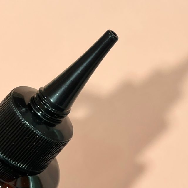 ホグーラ　ディープスカルプクレンジングのノズル部分の拡大図